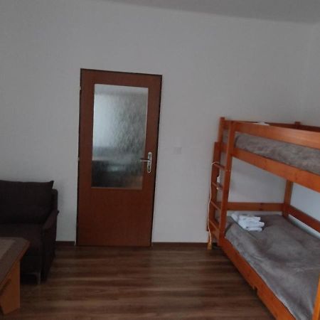 Apartman Amsel Ostrov  Buitenkant foto